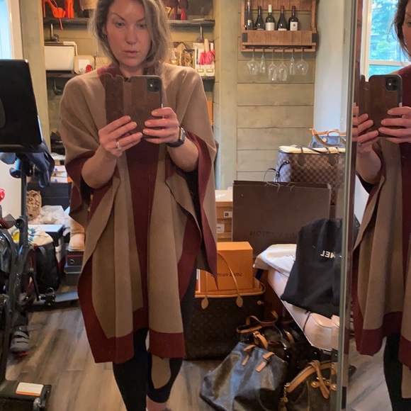 Lululemon Wrap - Picture 7 of 9